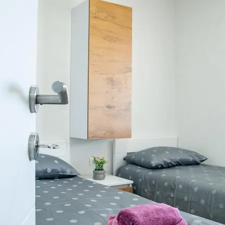 Appartement Mobile Homes Calma - With A Stunning Sea View Posedarje
